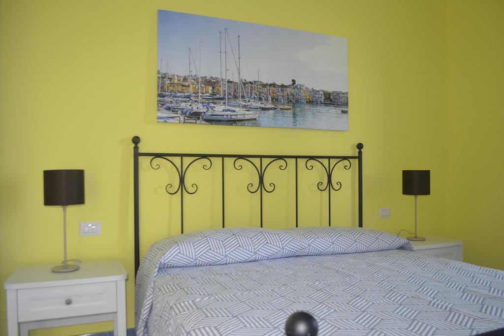 Il Leone Di Mare Hotel Procida Exterior photo
